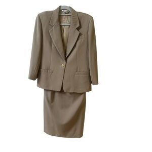 Vintage Austin Reed London wool 2 pc suit sz 6